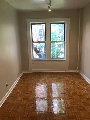 Rented by Bond New York | media 18