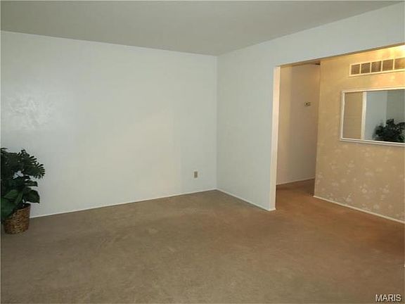 4th image of 1650 Arundel Dr