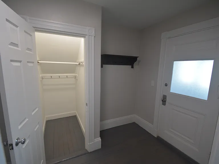 31 Claybourne St #1 — Photo 50