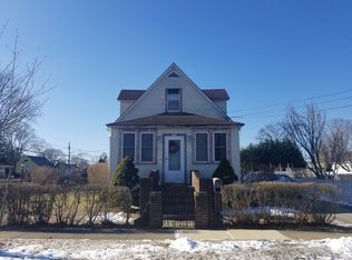 101 15th Ave, West Babylon, NY 11704