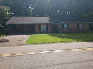 3039 Suncrest Dr, Jackson, MS 39212