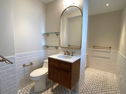 Rented by Tourma Realty LLC | media 15