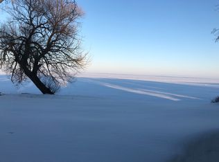 N1446 Shore Dr, Marinette, WI 54143