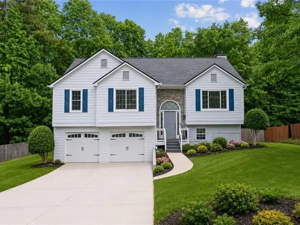 280 Wentworth Dr, Canton, GA 30114