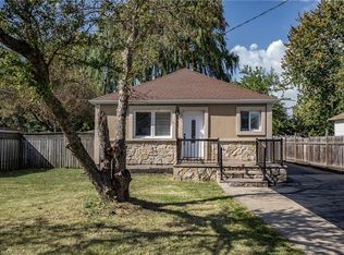 788 Upper Gage Ave, Hamilton, ON L8V 4K4