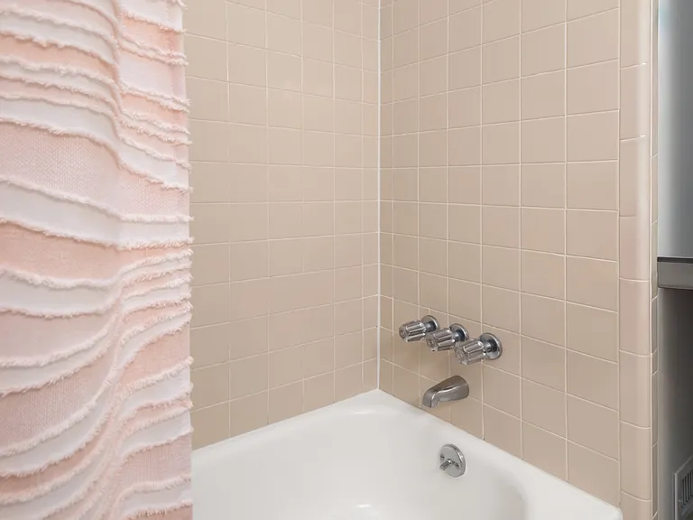 72 Shadowmoss Pkwy — Photo 27