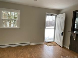 14 Triangle Ter, Danbury, CT 06810