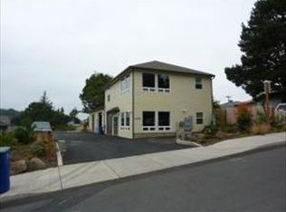 1424 SE 9th St, Lincoln City, OR