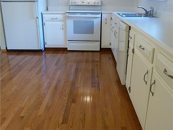 3rd image of 15093 Pine Valley Trl #B20