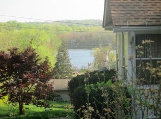 3771 Perry St, Jefferson Valley, NY