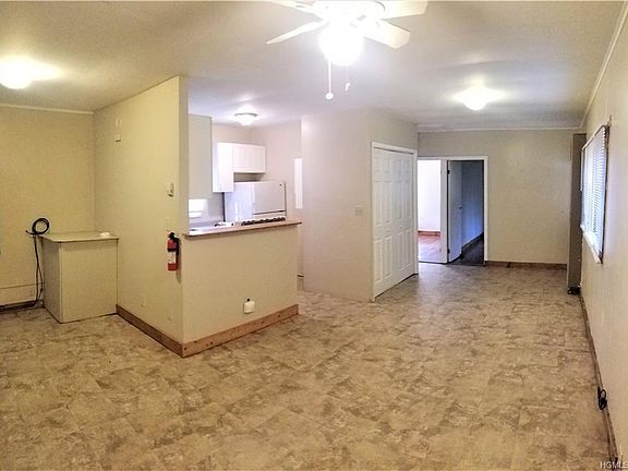 5th image of 50 Newton Dr