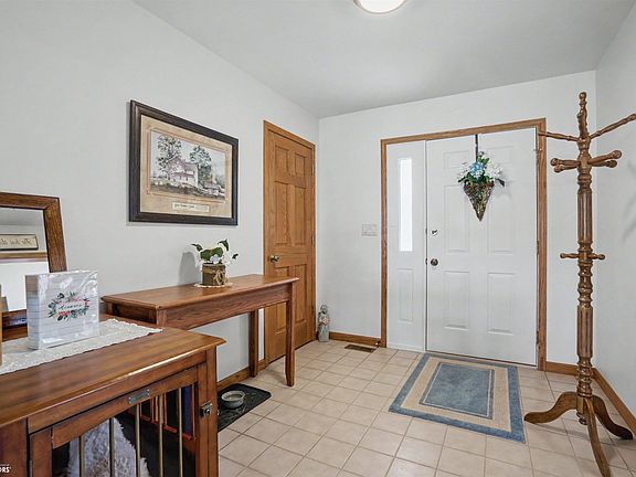 3rd image of 2937 Cliff Rd