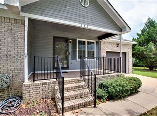 145 Quiet Ln, Hazel Green, AL 35750