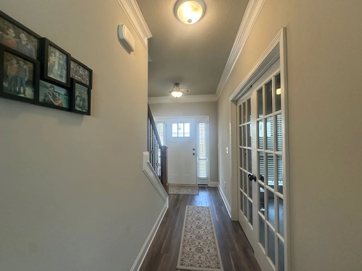 Spacious 4 bed, 2.5 bath Home with Neighborhood Amenities! — Photo 3