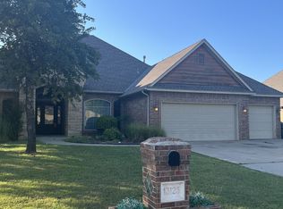 13123 Red Oak Dr, Choctaw, OK 73020