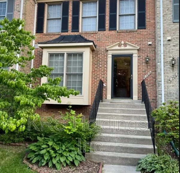 6268 Walkers Croft Way — Photo 1