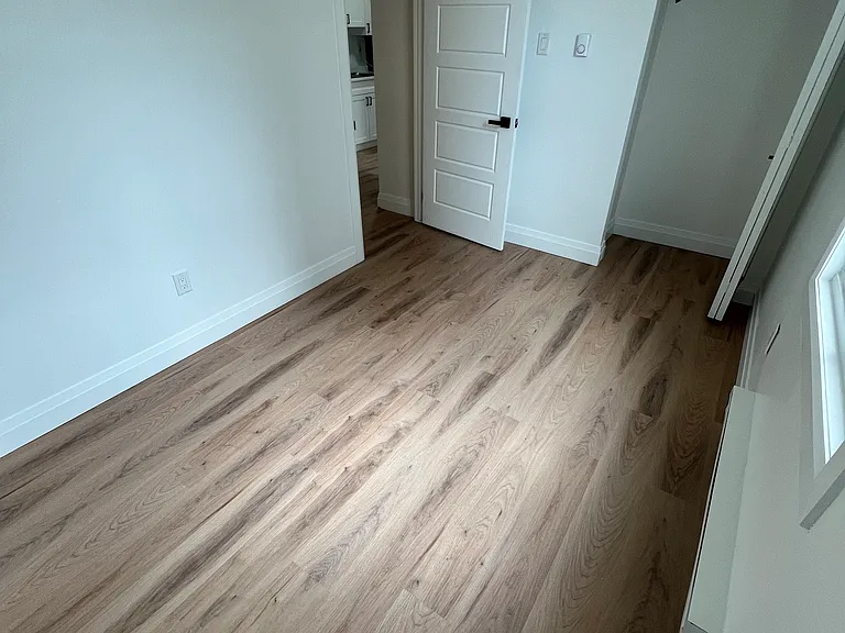 434 King St — Photo 14