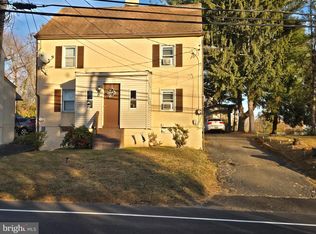 27 Crosswicks Chesterfield Rd, Chesterfield, NJ 08515