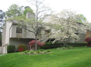 49 Lake Latimer Dr NE, Kennesaw, GA