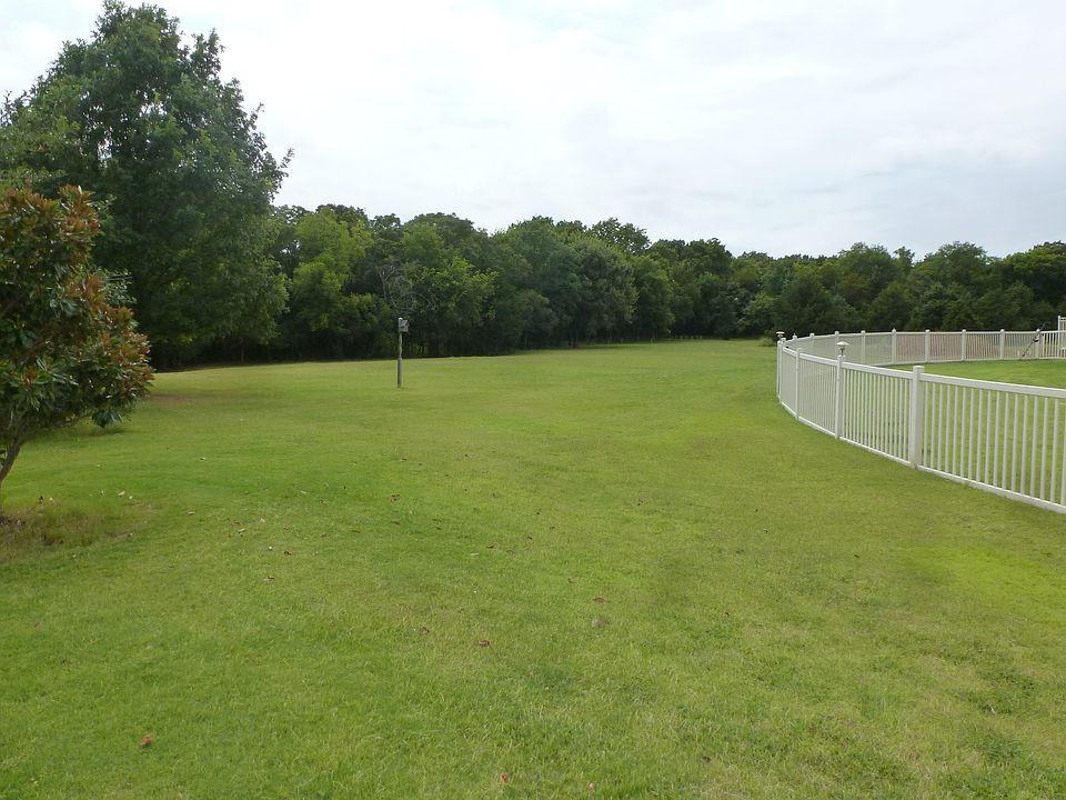 1st image of 20588 Deer Springs Cir