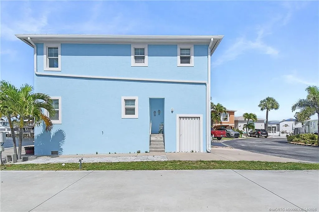 2 bed, 2.5 bath, 1202 sqft, $7,000 — Photo 4