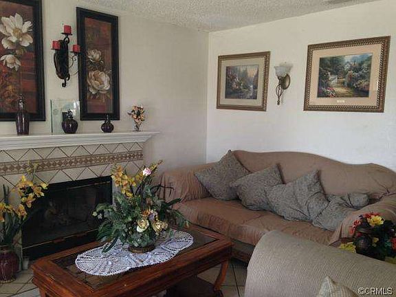 3rd image of 2705 W Majestic Ave