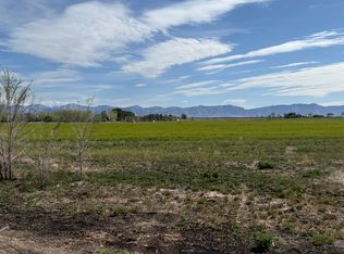 1402 O Rd, Loma, CO 81524