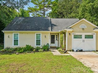 13942 Dannemara Dr, Pineville, NC 28134