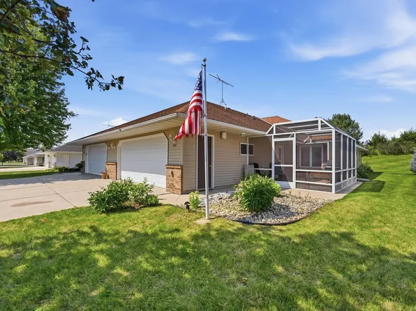 207 Circle View Dr, Dassel, MN 55325