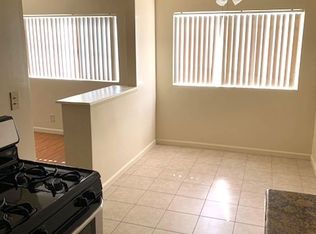 319 N Maryland Ave APT 17, Glendale, CA 91206