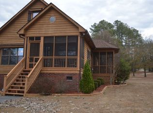 2408 Topsail Dr, Hartsville, SC 29550