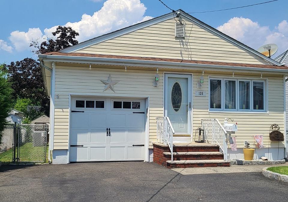 1st image of 126 Florence Ave