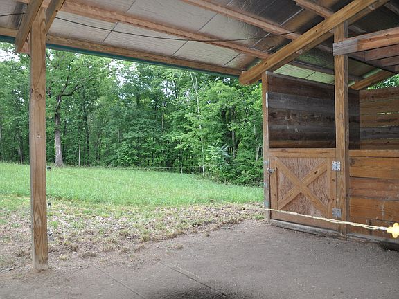 4th image of 833 Spruce Creek Dr #221