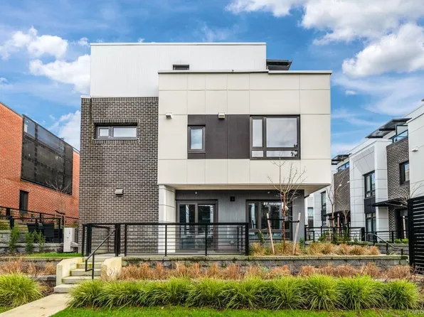 6322 Oak St, Vancouver, BC V6M 2V5