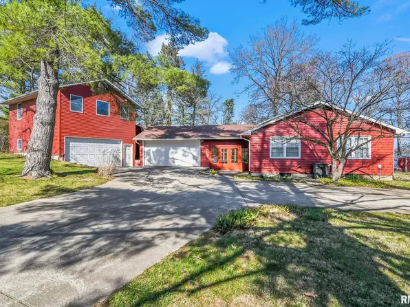 90 S Fox Mill Ln, Springfield, IL 62712