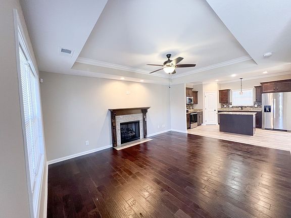 2nd image of 1605 Kestrel Dr