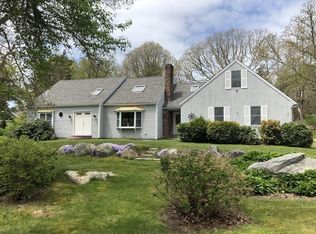 10 Pilgrim Path, Falmouth, MA 02540