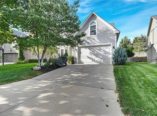 21516 W 98th St, Lenexa, KS 66220