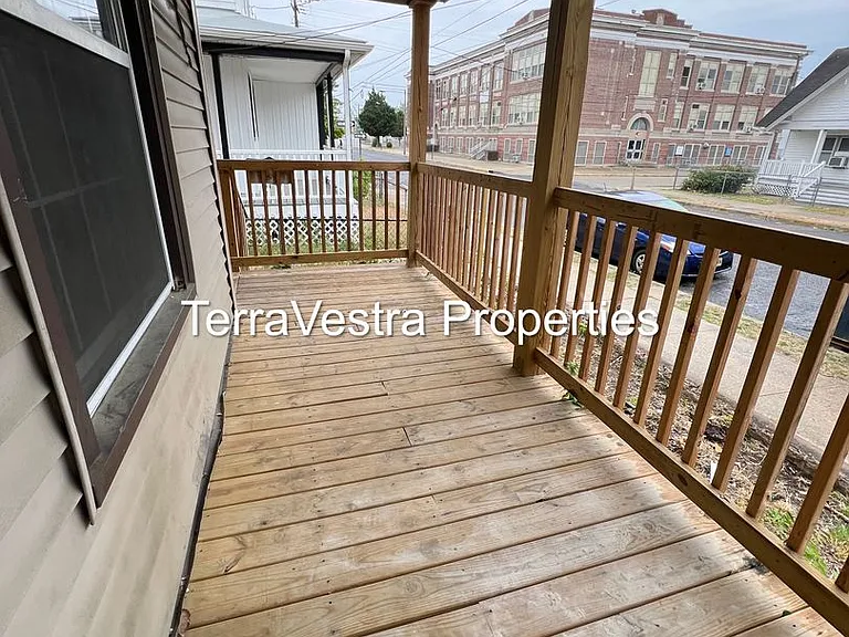 805 Archer St — Photo 20