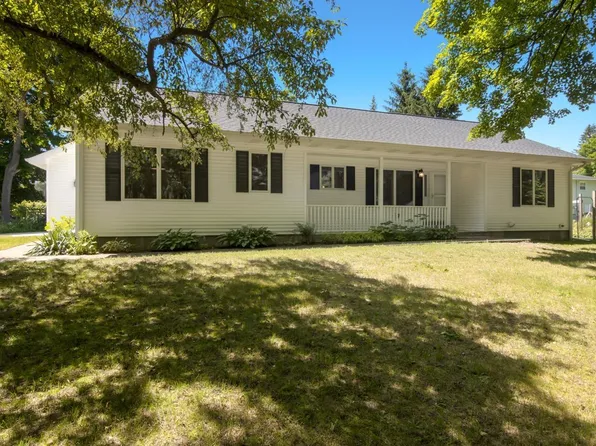 2253 S Main St, Central Lake, MI 49622