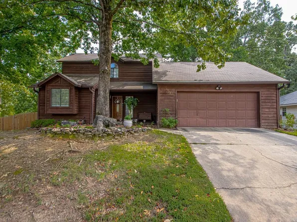 14812 Ridgewood Dr, Little Rock, AR 72211