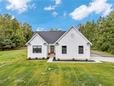 27261 Cook Rd, Olmsted Township, OH, 44138