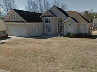 1215 Cozy Cir, Bessemer, AL 35023