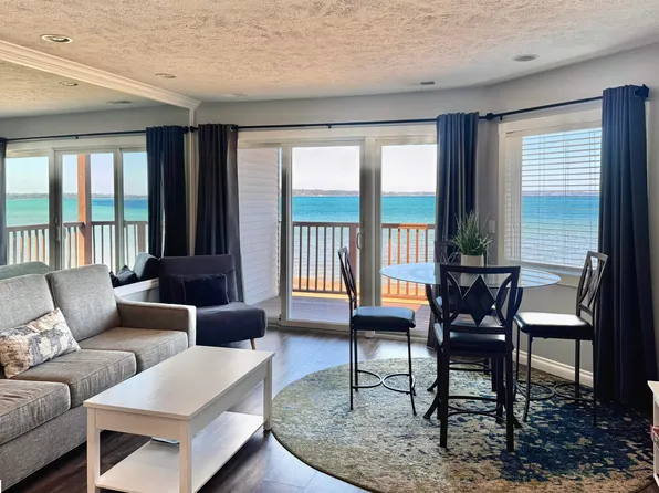 1995 N Us Highway 31 N Unit 216, Traverse City, MI 49686