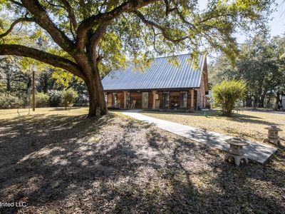 18041 Dedeaux Clan Rd, Gulfport, MS, 39503