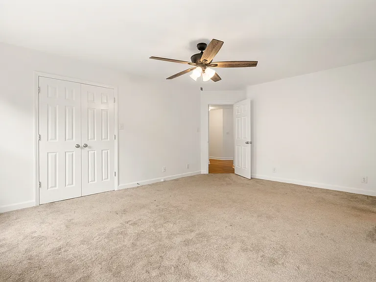 4 Kandes Ct — Photo 19