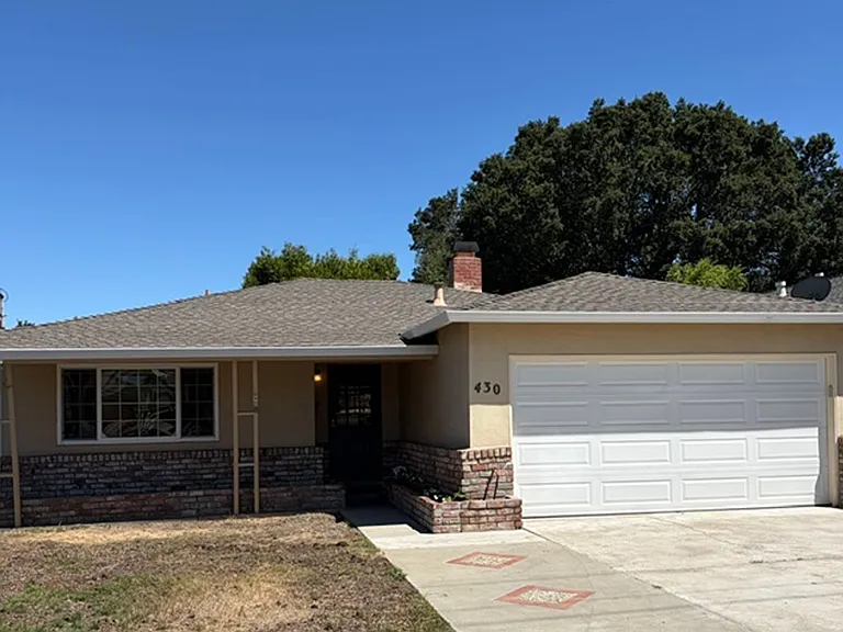 430 S Bayview Ave — Photo 17