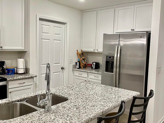4th image of 3485 Blaney Dr