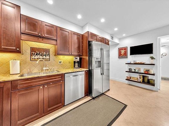 2nd image of 3505 Oaks Way #109