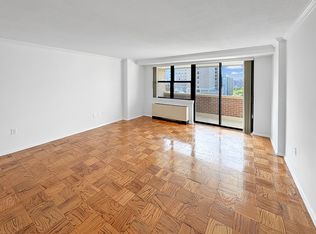 2 Hawthorne Pl APT 9O, Boston, MA 02114